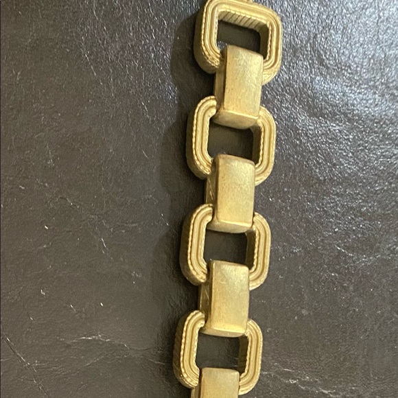 Chunky brass link bracelet - Picture 2 of 3